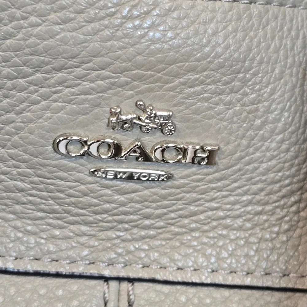 Coach Lexy Shoulder Bag Taupe Pebbled Leather Hobo Tote F57545 Silver Hardware